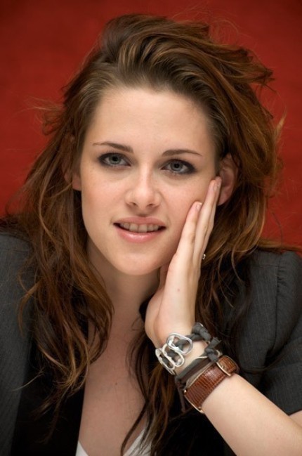 Kristen Stewart bracelet,